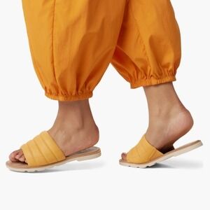 Sorel Ella III Quilted Puff Leather Slide Sandal, Yellow Ray/Honey, Size 9.5 NWT